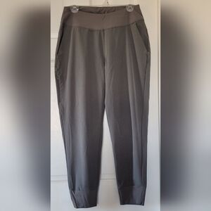 Patagonia Happy Hike Studio Pant. Size M.